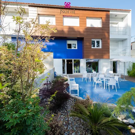 Gasthuis Nuevo Norat 3*